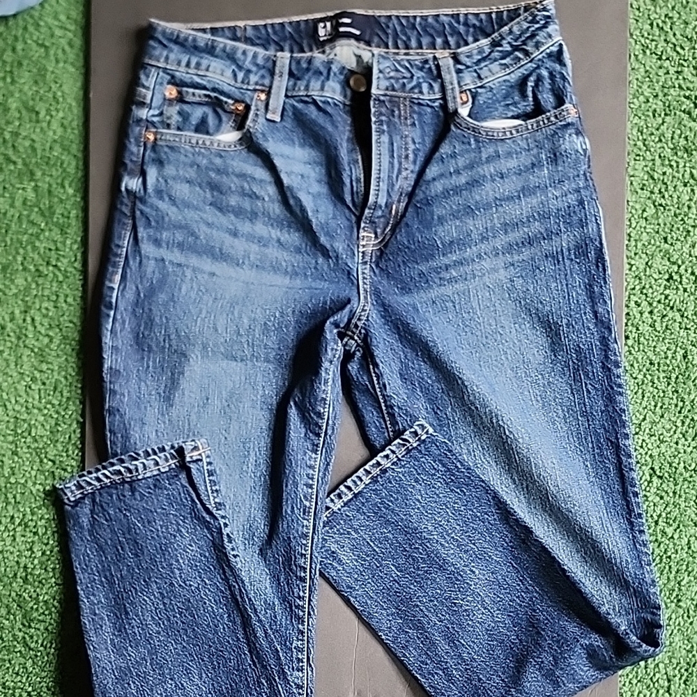 GAP Women's Classic Straight Leg Denim Jeans